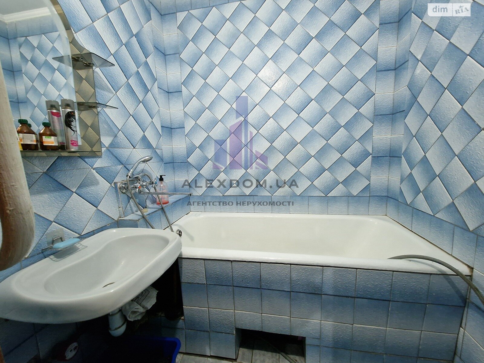 Продажа двухкомнатной квартиры в Киеве, на ул. Василия Стуса 9, район Святошино фото 1 Продажа двухкомнатной квартиры в Киеве, на ул. Василия Стуса 9, район Святошино фото 1