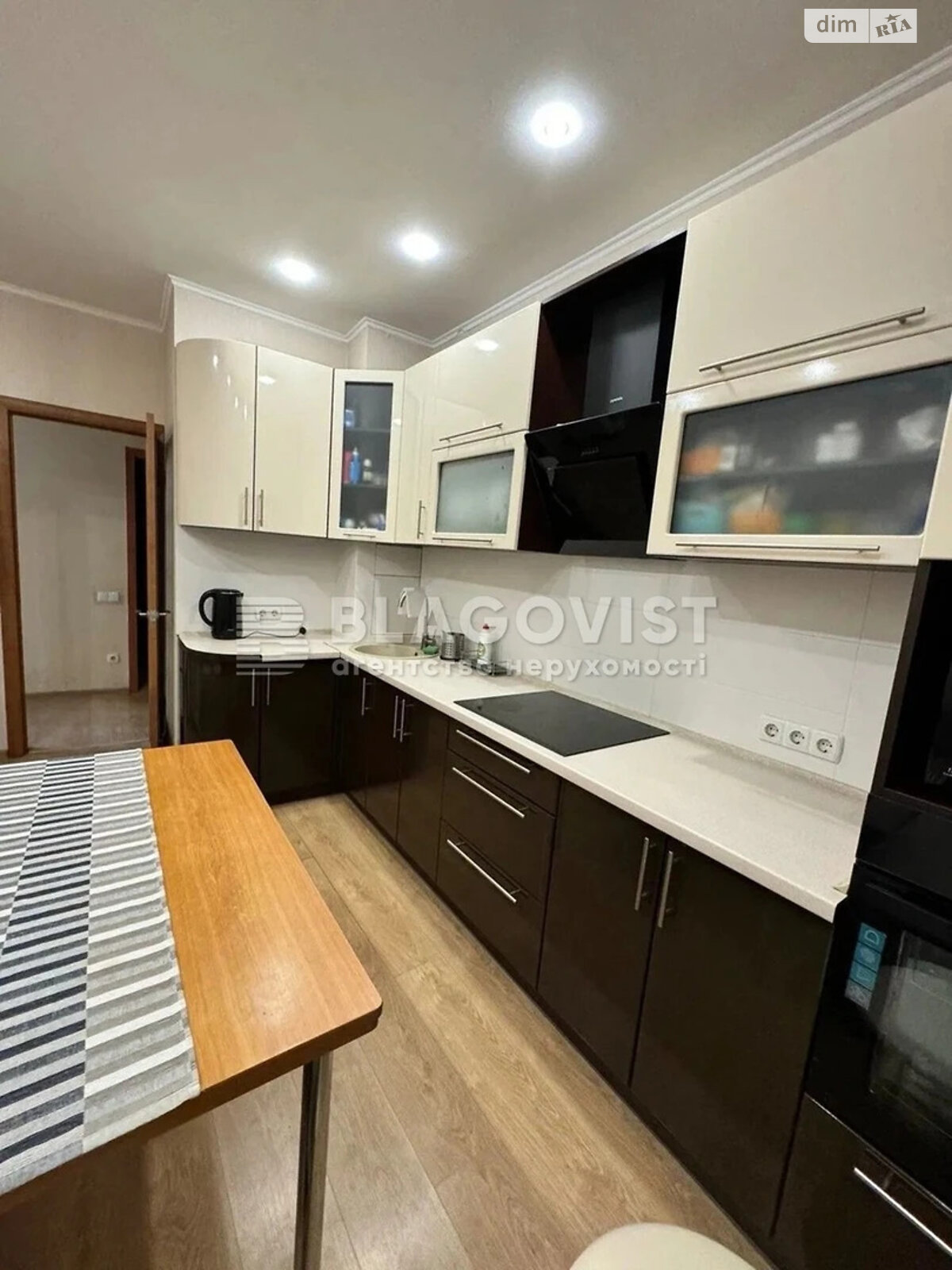 Продажа двухкомнатной квартиры в Киеве, на ул. Верховинная 91, район Святошино фото 1 Продажа двухкомнатной квартиры в Киеве, на ул. Верховинная 91, район Святошино фото 1