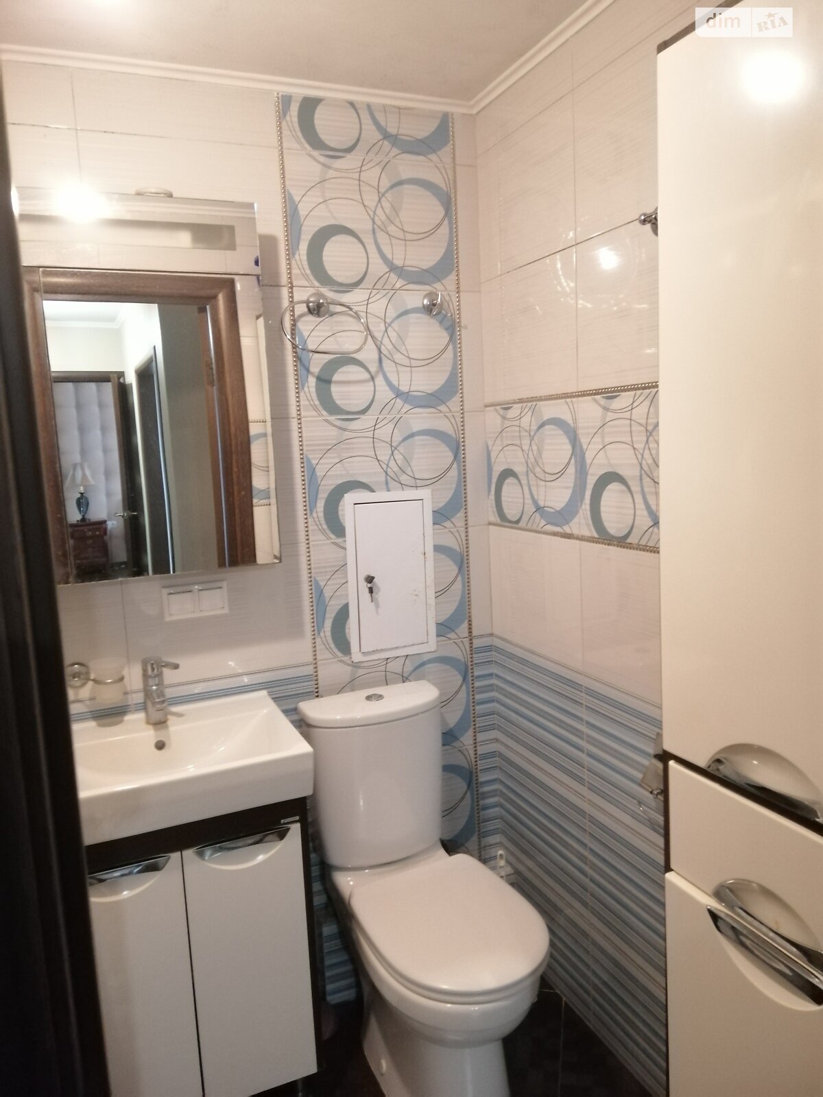 Продажа двухкомнатной квартиры в Киеве, на ул. Верховинная 82, район Святошино фото 1 Продажа двухкомнатной квартиры в Киеве, на ул. Верховинная 82, район Святошино фото 1