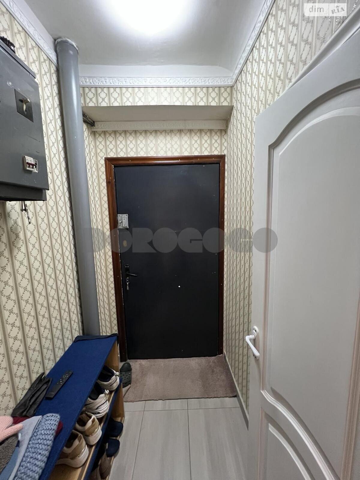 Продаж трикімнатної квартири в Києві, на просп. Леся Курбаса, район Святошинський фото 1 Продаж трикімнатної квартири в Києві, на просп. Леся Курбаса, район Святошинський фото 1
