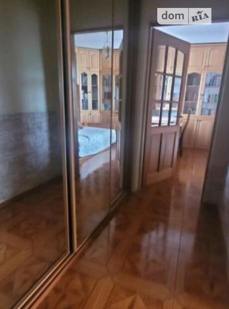 Продажа четырехкомнатной квартиры в Киеве, на ул. Академика Ефремова 25, район Святошинский фото 1 Продажа четырехкомнатной квартиры в Киеве, на ул. Академика Ефремова 25, район Святошинский фото 1