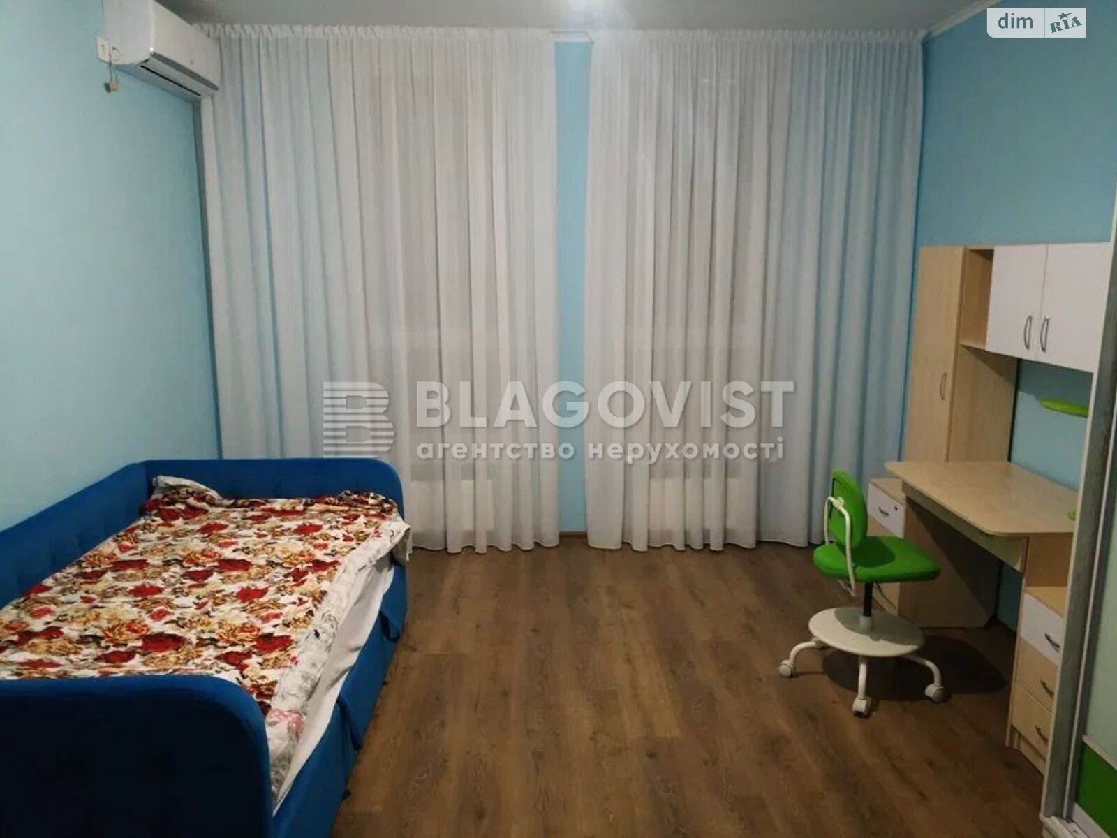 Продаж трикімнатної квартири в Києві, на просп. Берестейський 65Б, район Святошинський фото 1 Продаж трикімнатної квартири в Києві, на просп. Берестейський 65Б, район Святошинський фото 1