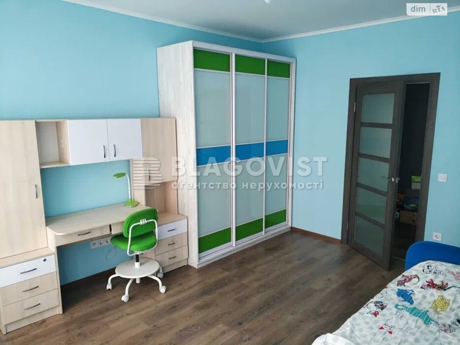 Продаж трикімнатної квартири в Києві, на просп. Берестейський 65Б, район Святошинський фото 1 Продаж трикімнатної квартири в Києві, на просп. Берестейський 65Б, район Святошинський фото 1