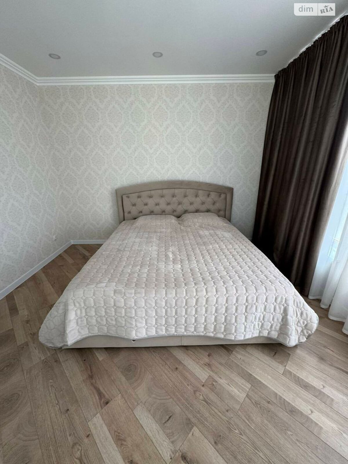 Продаж чотирикімнатної квартири в Києві, на просп. Берестейський 67Г, район Святошинський фото 1 Продаж чотирикімнатної квартири в Києві, на просп. Берестейський 67Г, район Святошинський фото 1