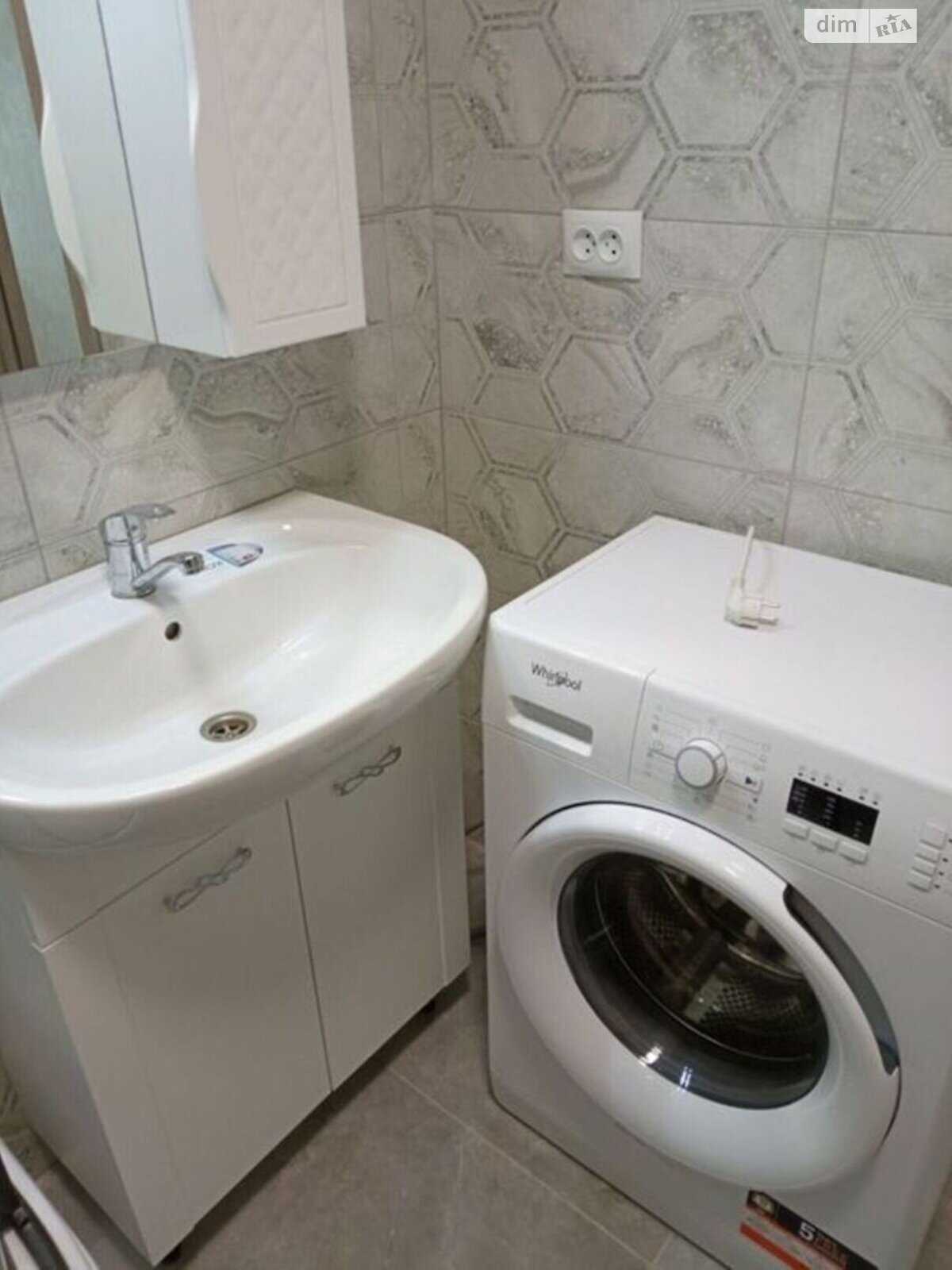 Продажа однокомнатной квартиры в Киеве, на ул. Берковецкая 6, район Святошинский фото 1