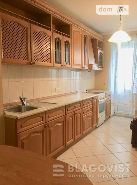 Продажа четырехкомнатной квартиры в Киеве, на ул. Булгакова 18, район Святошинский фото 1 Продажа четырехкомнатной квартиры в Киеве, на ул. Булгакова 18, район Святошинский фото 1