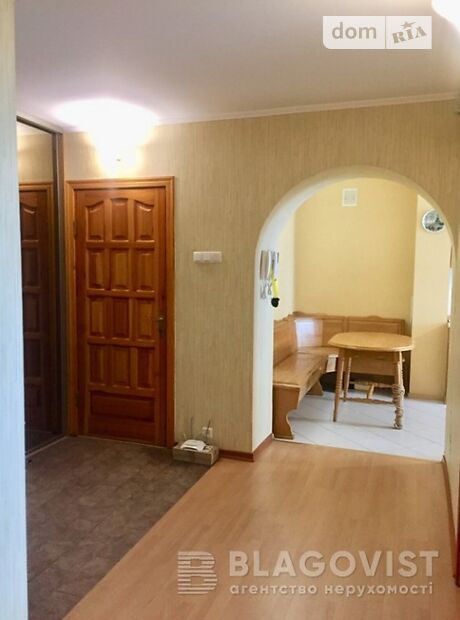 Продажа четырехкомнатной квартиры в Киеве, на ул. Булгакова 18, район Святошинский фото 1 Продажа четырехкомнатной квартиры в Киеве, на ул. Булгакова 18, район Святошинский фото 1