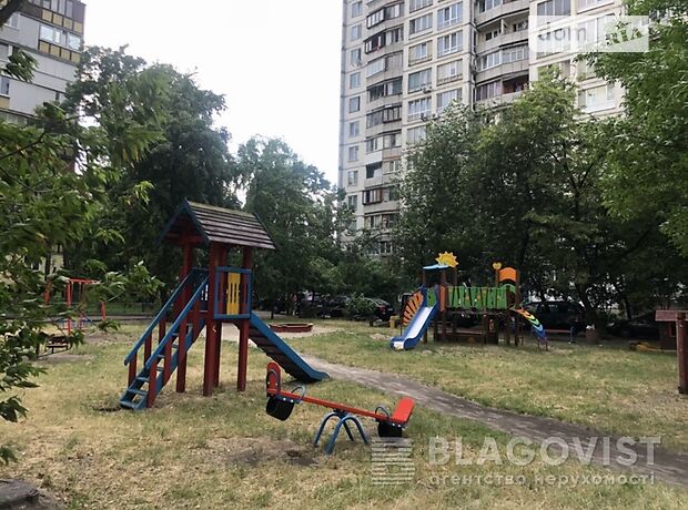 Продажа четырехкомнатной квартиры в Киеве, на ул. Булгакова 18, район Святошинский фото 1 Продажа четырехкомнатной квартиры в Киеве, на ул. Булгакова 18, район Святошинский фото 1