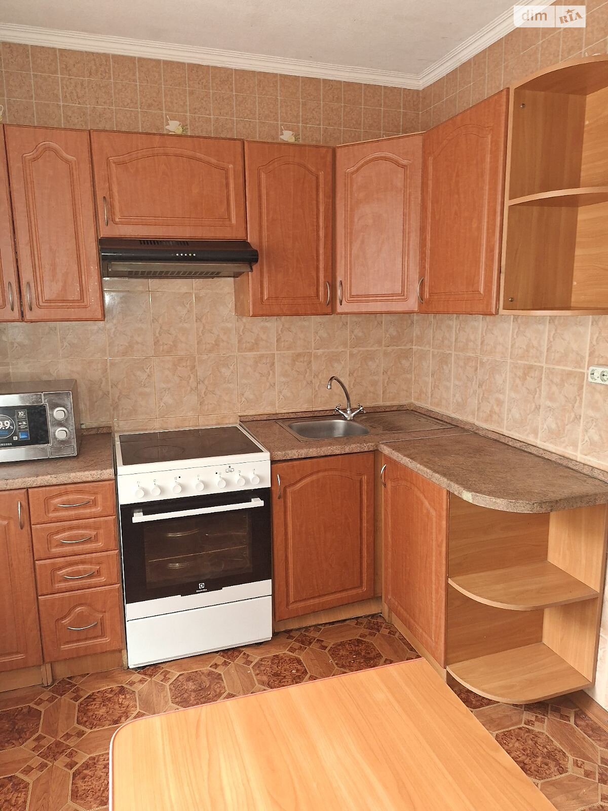 Продажа трехкомнатной квартиры в Киеве, на ул. Чистяковская 11Б, район Святошинский фото 1 Продажа трехкомнатной квартиры в Киеве, на ул. Чистяковская 11Б, район Святошинский фото 1