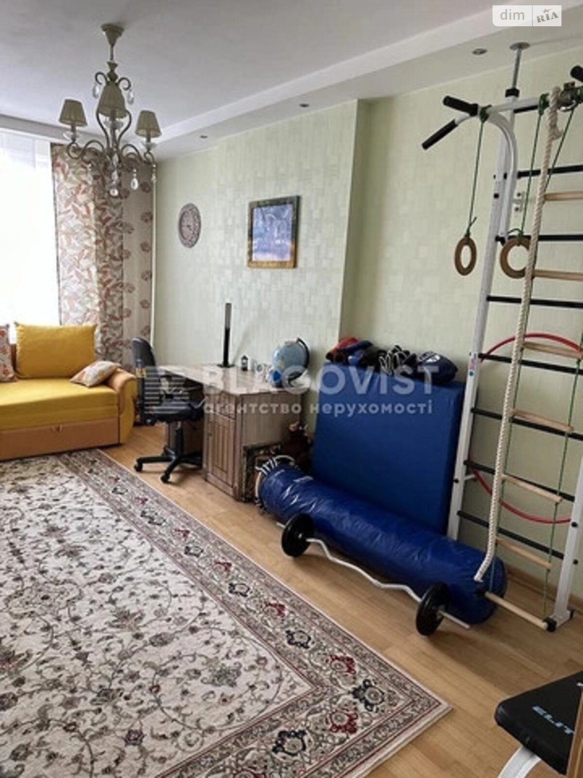 Продаж чотирикімнатної квартири в Києві, на вул. Дмитра Чижевського 2, район Святошинський фото 1 Продаж чотирикімнатної квартири в Києві, на вул. Дмитра Чижевського 2, район Святошинський фото 1