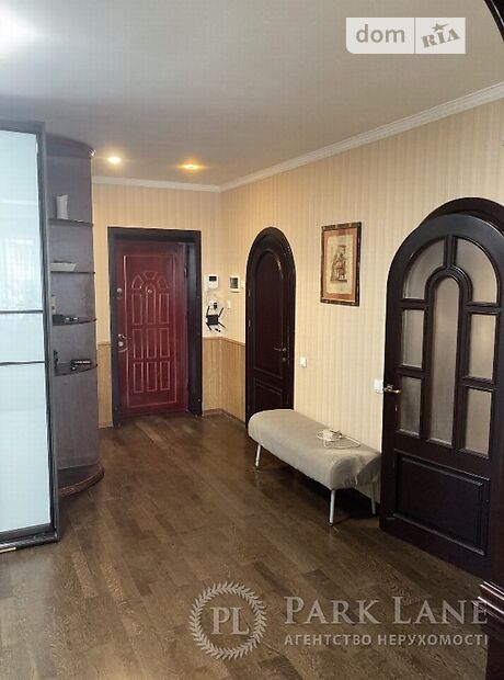 Продажа четырехкомнатной квартиры в Киеве, на ул. Феодори Пушиной 50а, район Святошинский фото 1 Продажа четырехкомнатной квартиры в Киеве, на ул. Феодори Пушиной 50а, район Святошинский фото 1
