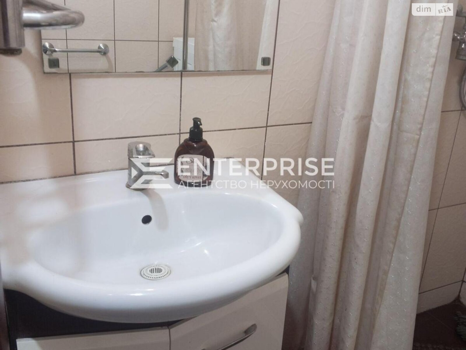 Продажа однокомнатной квартиры в Киеве, на ул. Ореста Васкула 49, район Святошинский фото 1 Продажа однокомнатной квартиры в Киеве, на ул. Ореста Васкула 49, район Святошинский фото 1