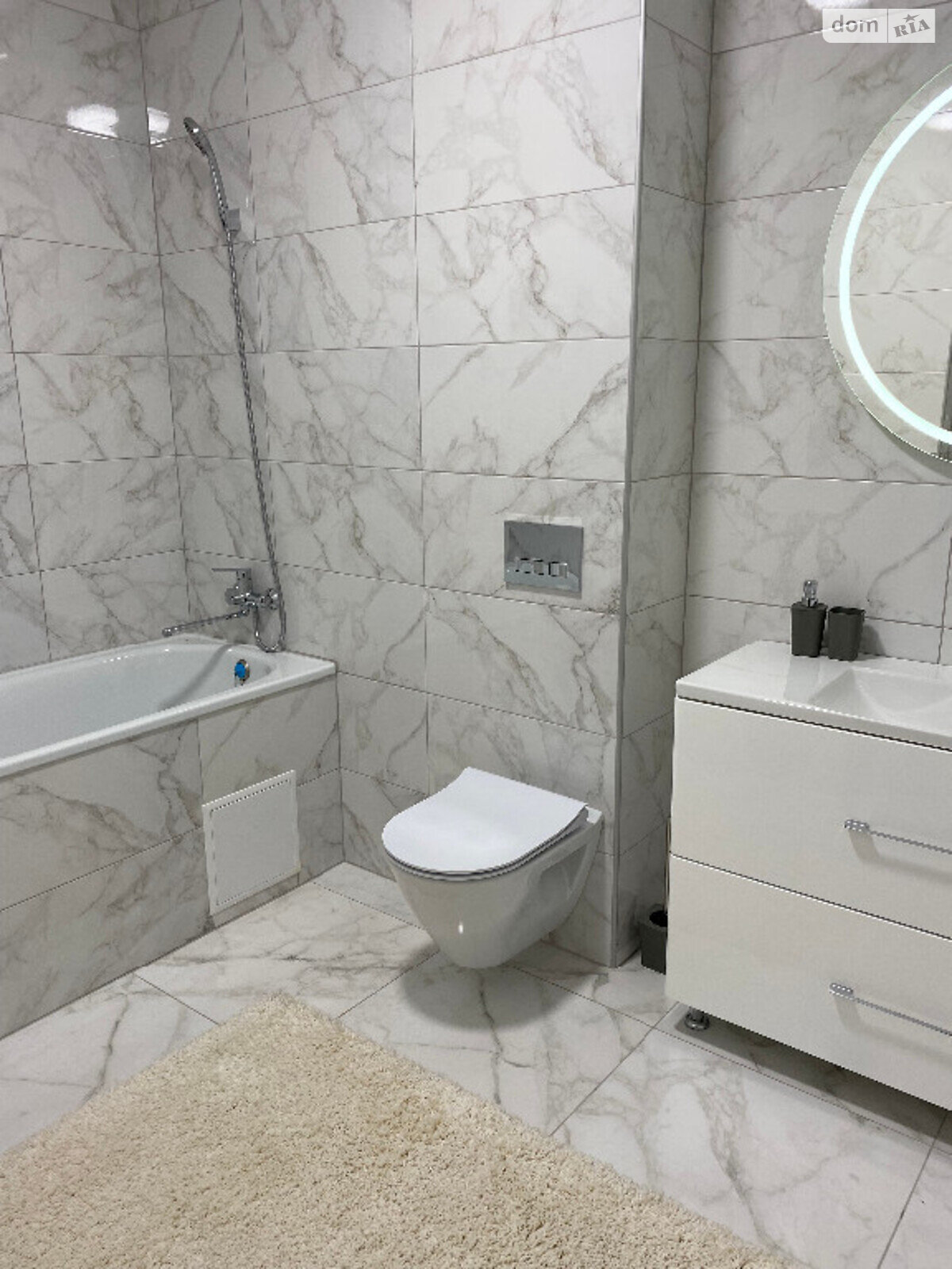 Продажа трехкомнатной квартиры в Киеве, на пер. Приборный 10А, район Святошинский фото 1 Продажа трехкомнатной квартиры в Киеве, на пер. Приборный 10А, район Святошинский фото 1