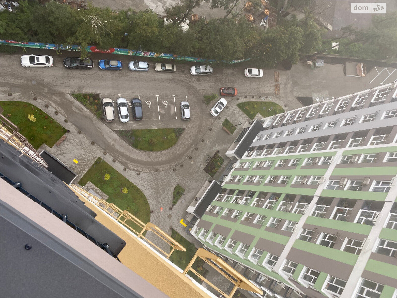 Продажа трехкомнатной квартиры в Киеве, на пер. Приборный 10А, район Святошинский фото 1 Продажа трехкомнатной квартиры в Киеве, на пер. Приборный 10А, район Святошинский фото 1