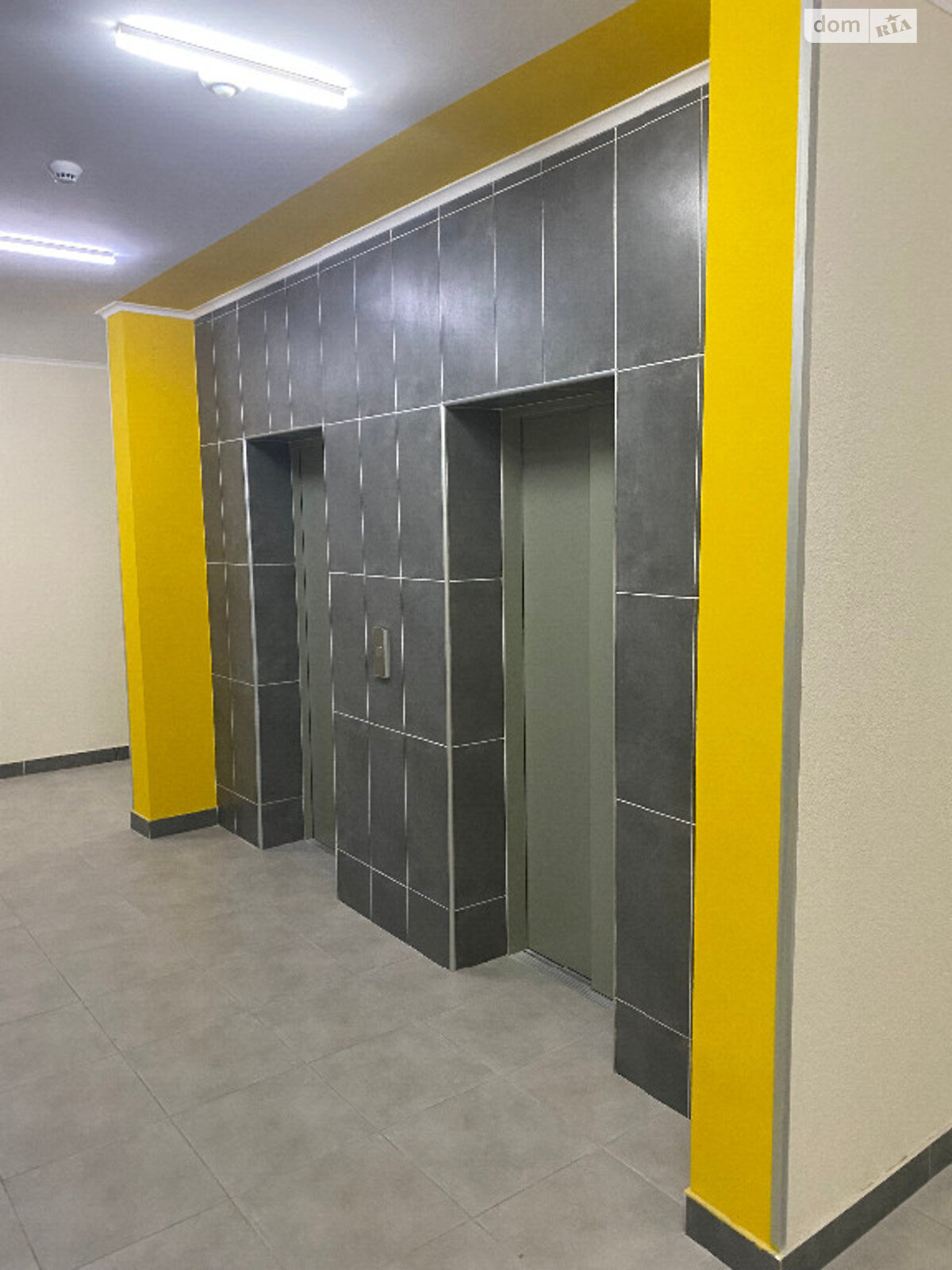 Продажа трехкомнатной квартиры в Киеве, на пер. Приборный 10А, район Святошинский фото 1 Продажа трехкомнатной квартиры в Киеве, на пер. Приборный 10А, район Святошинский фото 1
