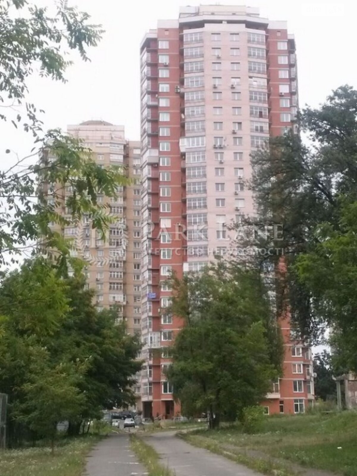 Продажа трехкомнатной квартиры в Киеве, на ул. Ирпенская 69, район Святошинский фото 1