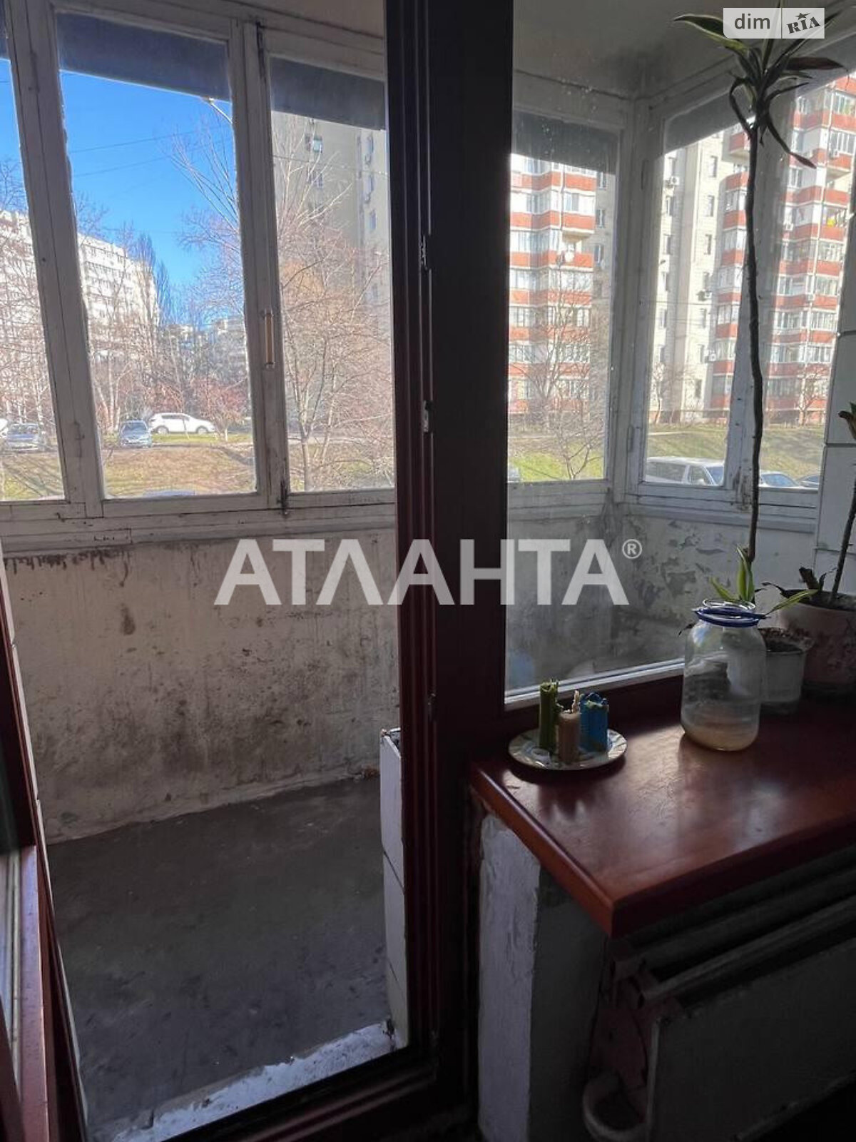 Продаж трикімнатної квартири в Києві, на вул. Ірпінська 69, район Святошинський фото 1 Продаж трикімнатної квартири в Києві, на вул. Ірпінська 69, район Святошинський фото 1