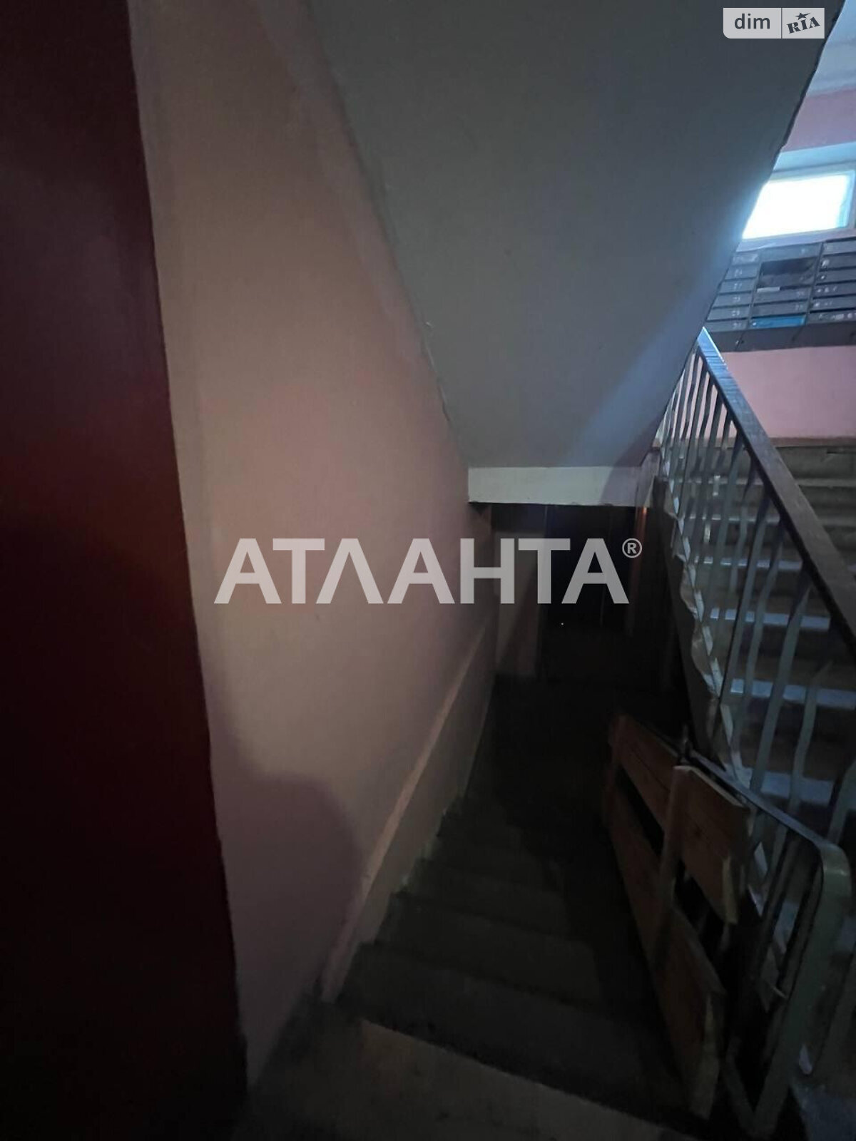 Продаж трикімнатної квартири в Києві, на вул. Ірпінська 69, район Святошинський фото 1 Продаж трикімнатної квартири в Києві, на вул. Ірпінська 69, район Святошинський фото 1