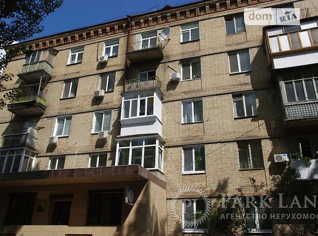 Продажа четырехкомнатной квартиры в Киеве, на ул. Искровская 3, район Святошинский фото 1 Продажа четырехкомнатной квартиры в Киеве, на ул. Искровская 3, район Святошинский фото 1