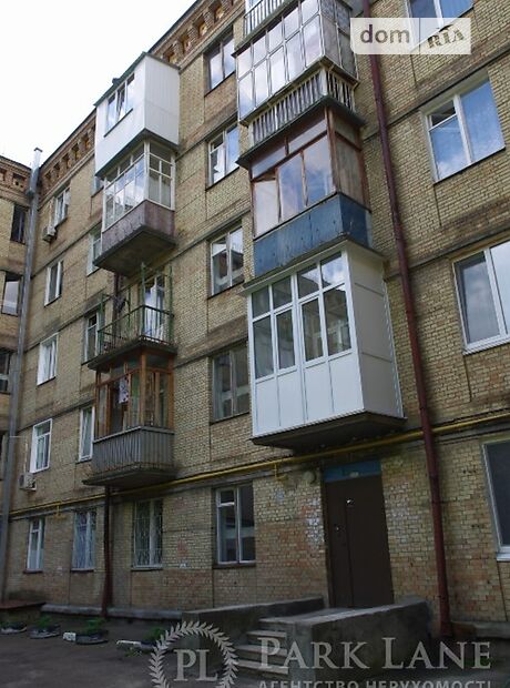 Продажа четырехкомнатной квартиры в Киеве, на ул. Искровская 3, район Святошинский фото 1 Продажа четырехкомнатной квартиры в Киеве, на ул. Искровская 3, район Святошинский фото 1