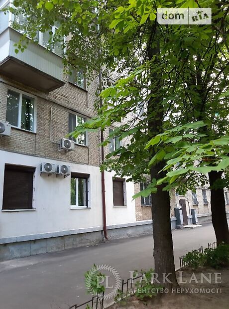 Продажа четырехкомнатной квартиры в Киеве, на ул. Искровская 3, район Святошинский фото 1 Продажа четырехкомнатной квартиры в Киеве, на ул. Искровская 3, район Святошинский фото 1