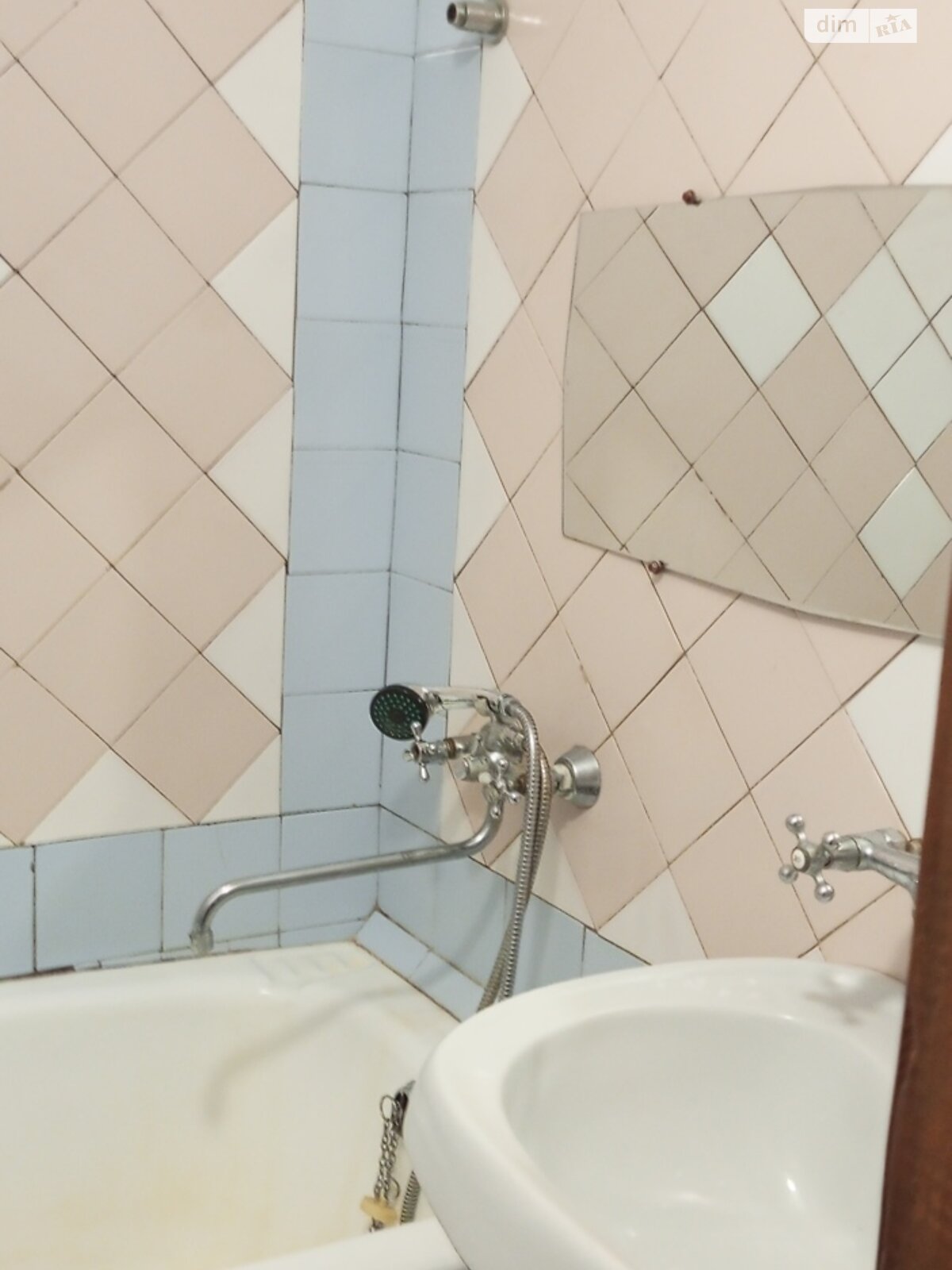 Продажа однокомнатной квартиры в Киеве, на ул. Клавдиевская 36, район Святошинский фото 1 Продажа однокомнатной квартиры в Киеве, на ул. Клавдиевская 36, район Святошинский фото 1