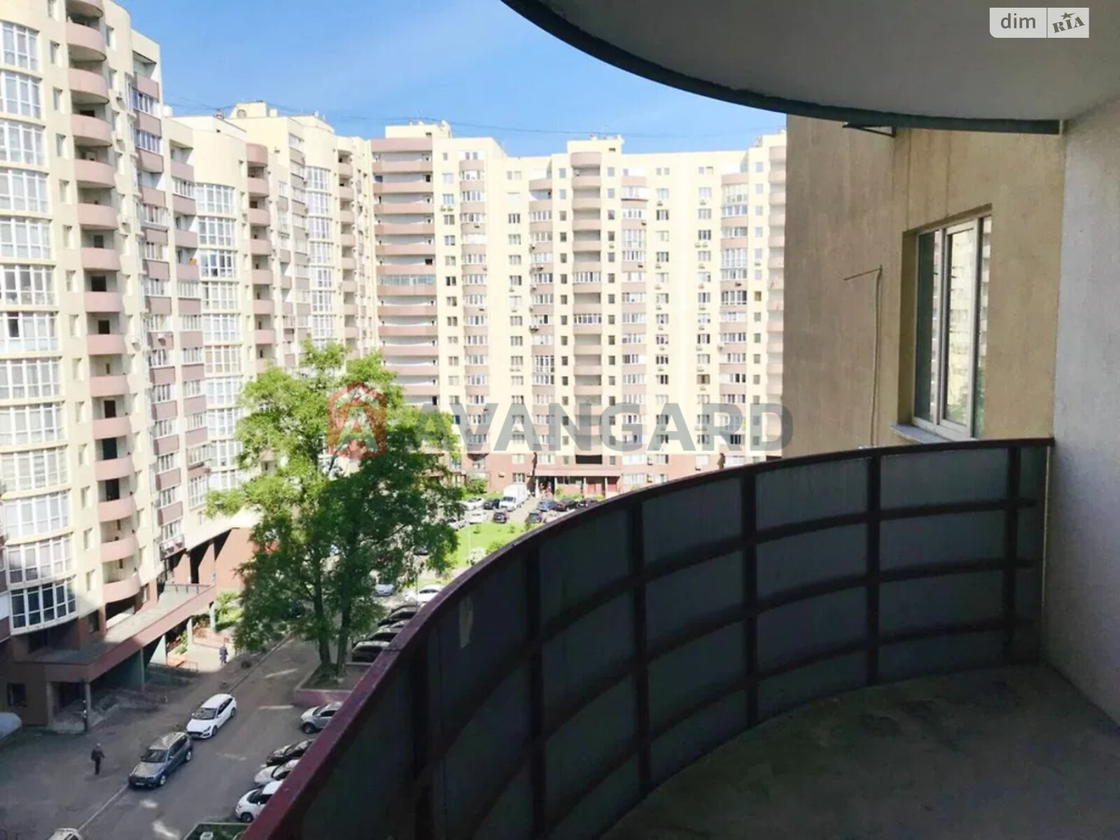 Продажа двухкомнатной квартиры в Киеве, на ул. Лариси Руденко, район Святошинский фото 1 Продажа двухкомнатной квартиры в Киеве, на ул. Лариси Руденко, район Святошинский фото 1