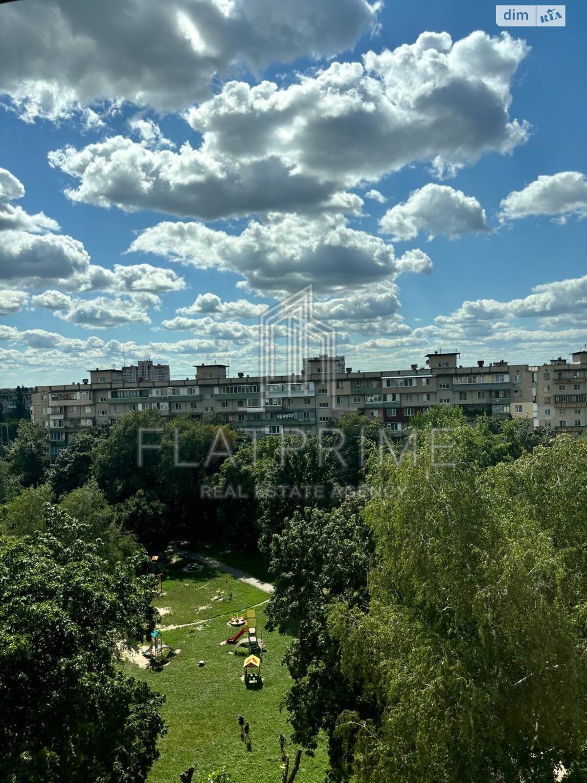 Продаж трикімнатної квартири в Києві, на просп. Леся Курбаса 14А, район Святошинський фото 1 Продаж трикімнатної квартири в Києві, на просп. Леся Курбаса 14А, район Святошинський фото 1