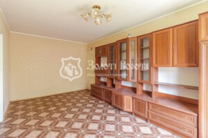 Продаж трикімнатної квартири в Києві, на бул. Миколи Руденка 19, район Святошинський фото 2