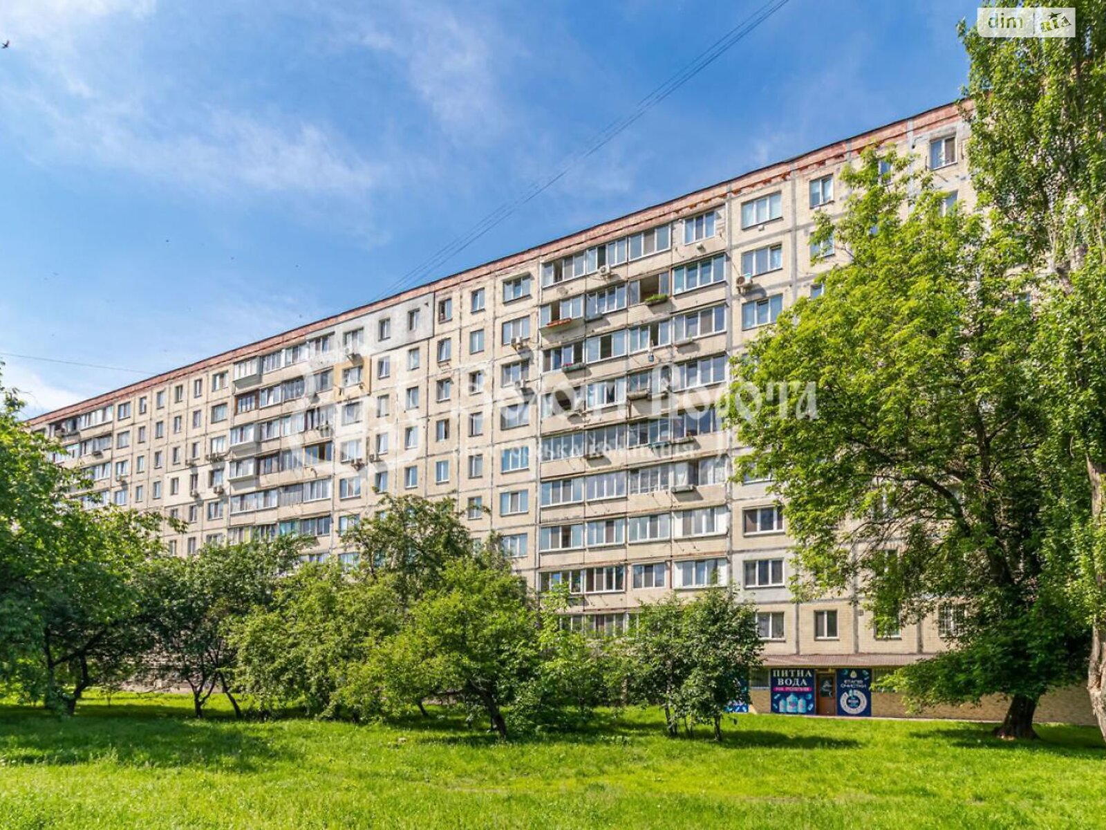 Продаж трикімнатної квартири в Києві, на бул. Миколи Руденка 19, район Святошинський фото 1 Продаж трикімнатної квартири в Києві, на бул. Миколи Руденка 19, район Святошинський фото 1