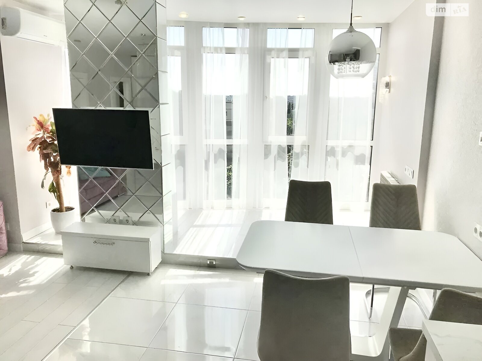 Продаж двокімнатної квартири в Києві, на бул. Миколи Руденка 14Д, район Святошинський фото 1 Продаж двокімнатної квартири в Києві, на бул. Миколи Руденка 14Д, район Святошинський фото 1