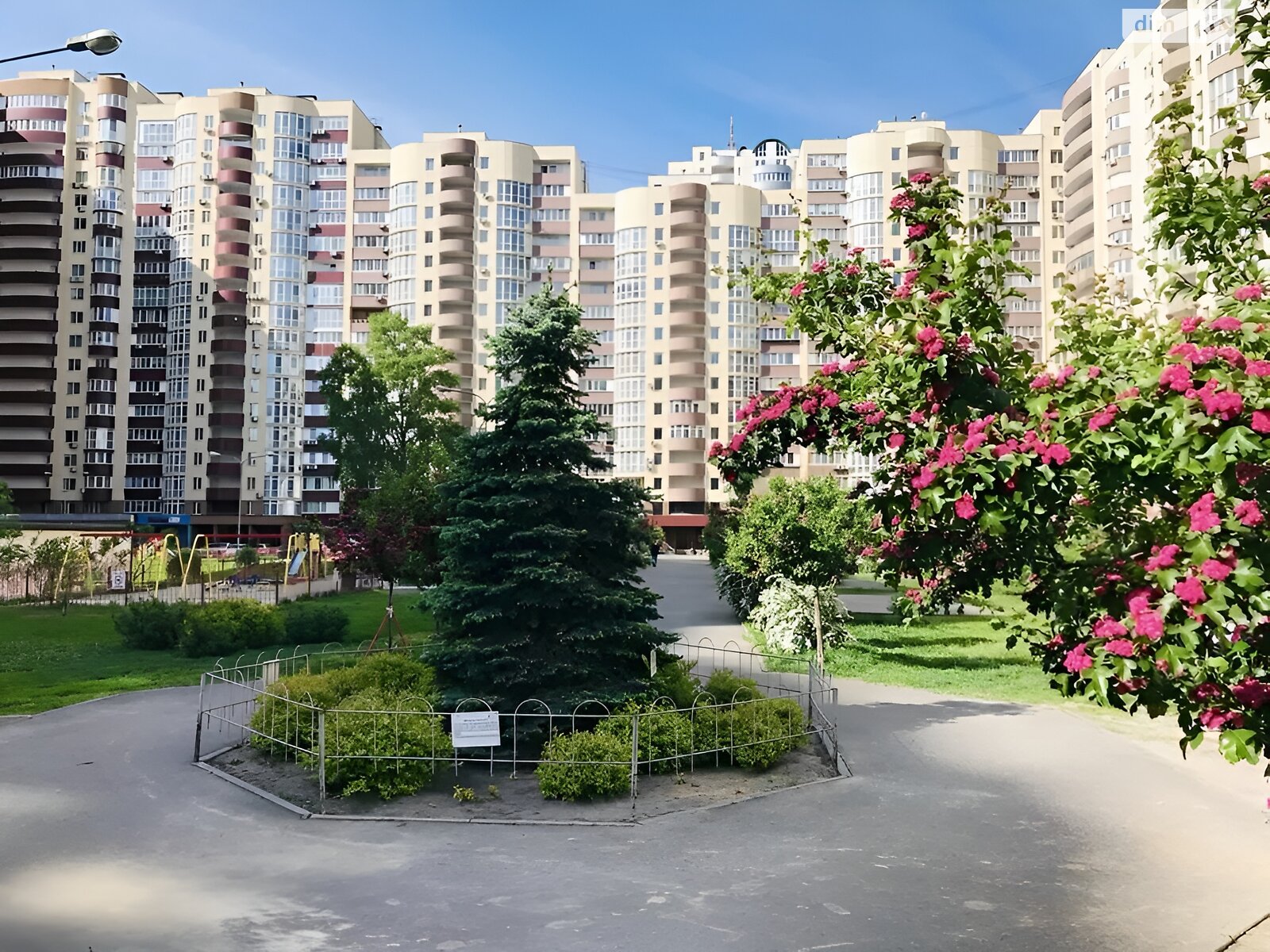 Продаж двокімнатної квартири в Києві, на бул. Миколи Руденка 14Д, район Святошинський фото 1 Продаж двокімнатної квартири в Києві, на бул. Миколи Руденка 14Д, район Святошинський фото 1