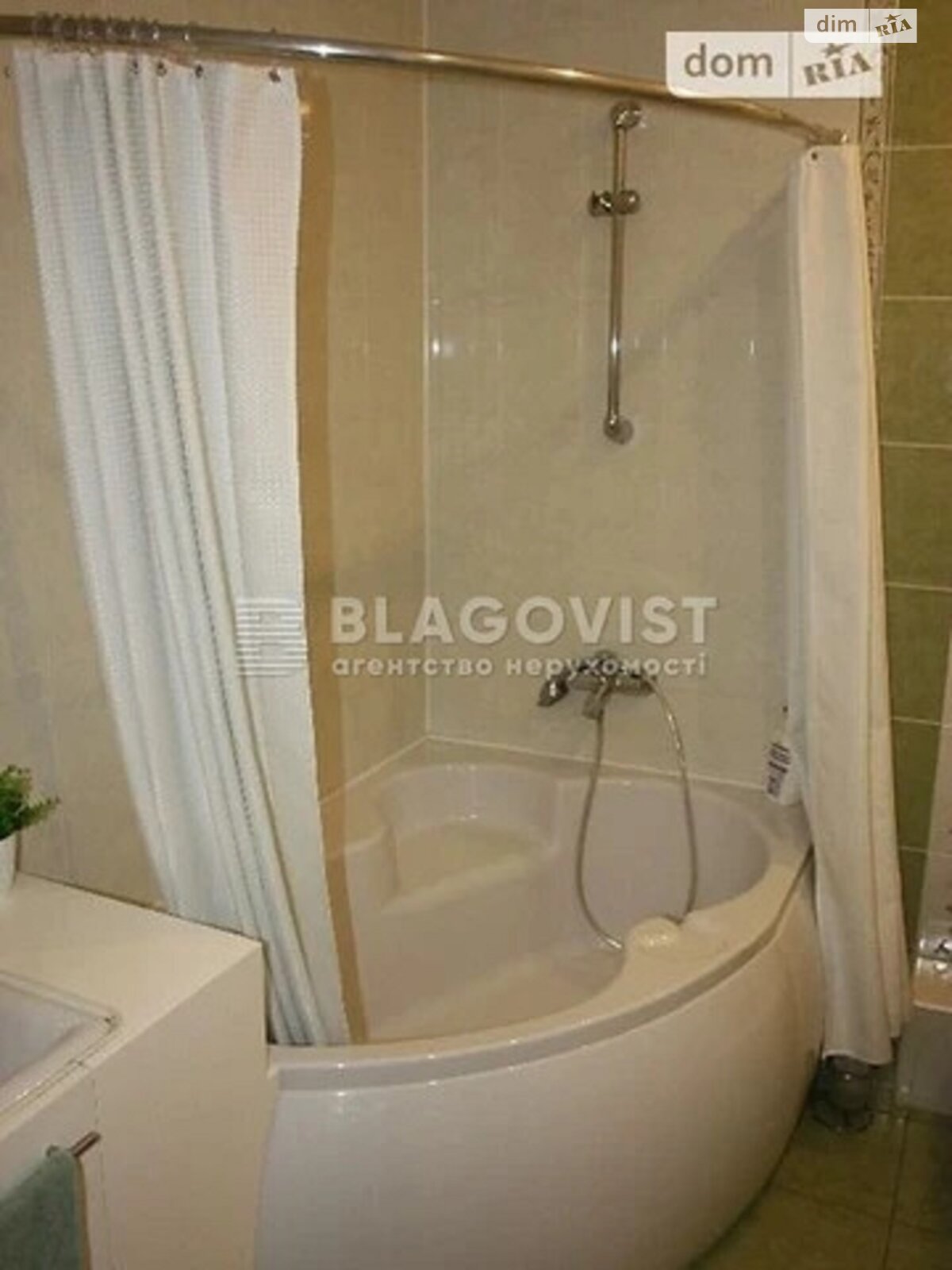 Продаж двокімнатної квартири в Києві, на бул. Миколи Руденка 14Ж, район Святошинський фото 1 Продаж двокімнатної квартири в Києві, на бул. Миколи Руденка 14Ж, район Святошинський фото 1