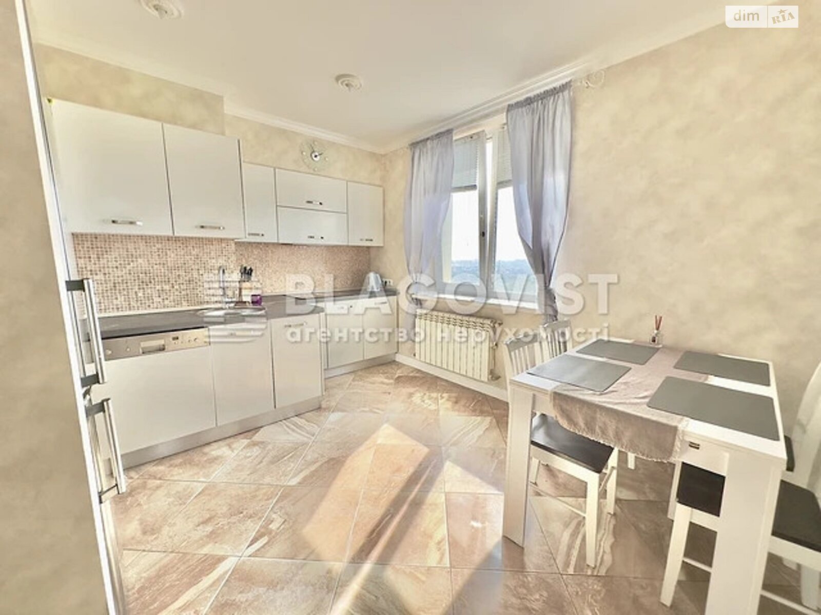 Продажа двухкомнатной квартиры в Киеве, на бул. Николая Руденко 14А, район Святошинский фото 1 Продажа двухкомнатной квартиры в Киеве, на бул. Николая Руденко 14А, район Святошинский фото 1