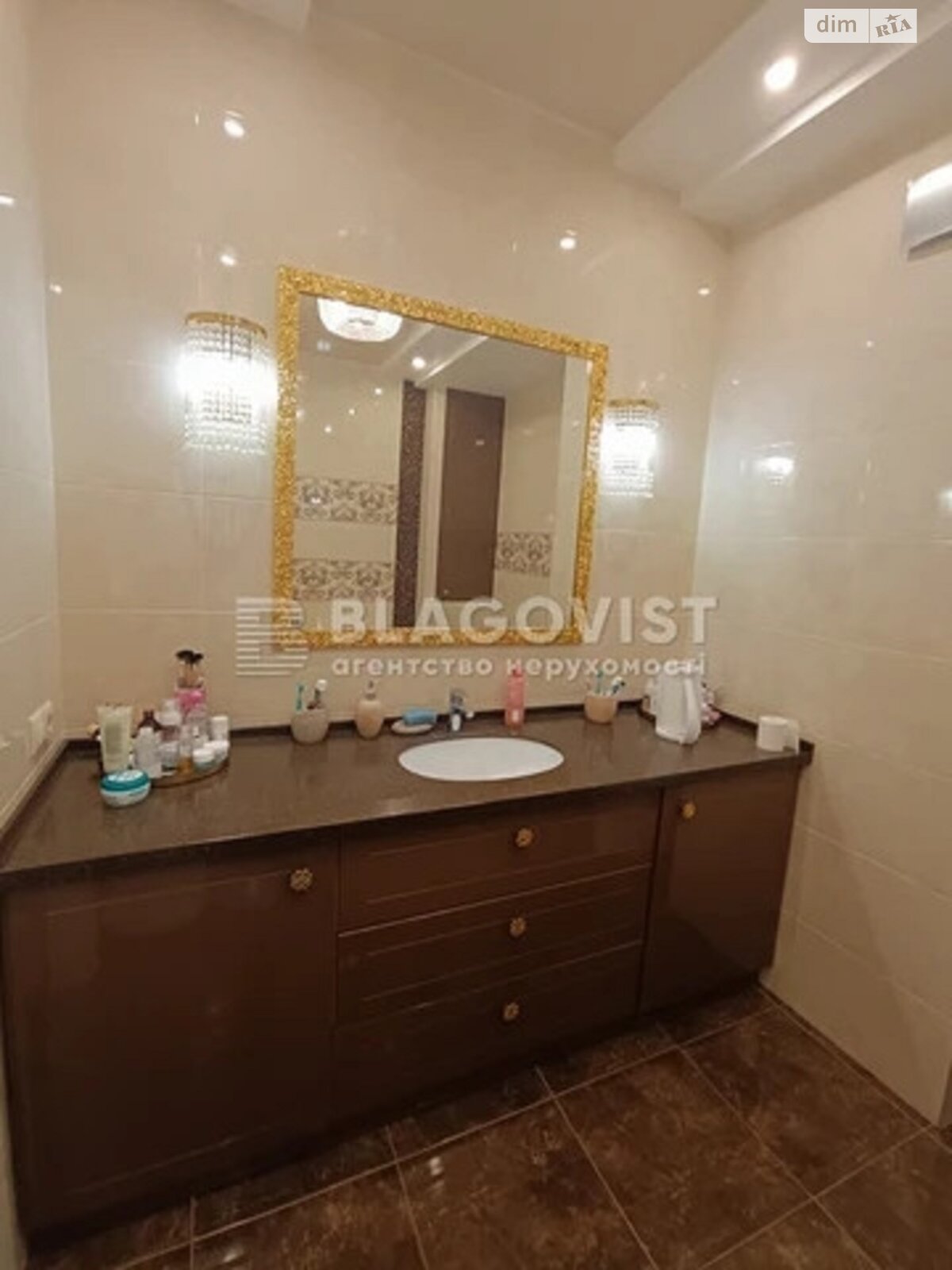 Продаж двокімнатної квартири в Києві, на бул. Миколи Руденка 14Д, район Святошинський фото 1 Продаж двокімнатної квартири в Києві, на бул. Миколи Руденка 14Д, район Святошинський фото 1