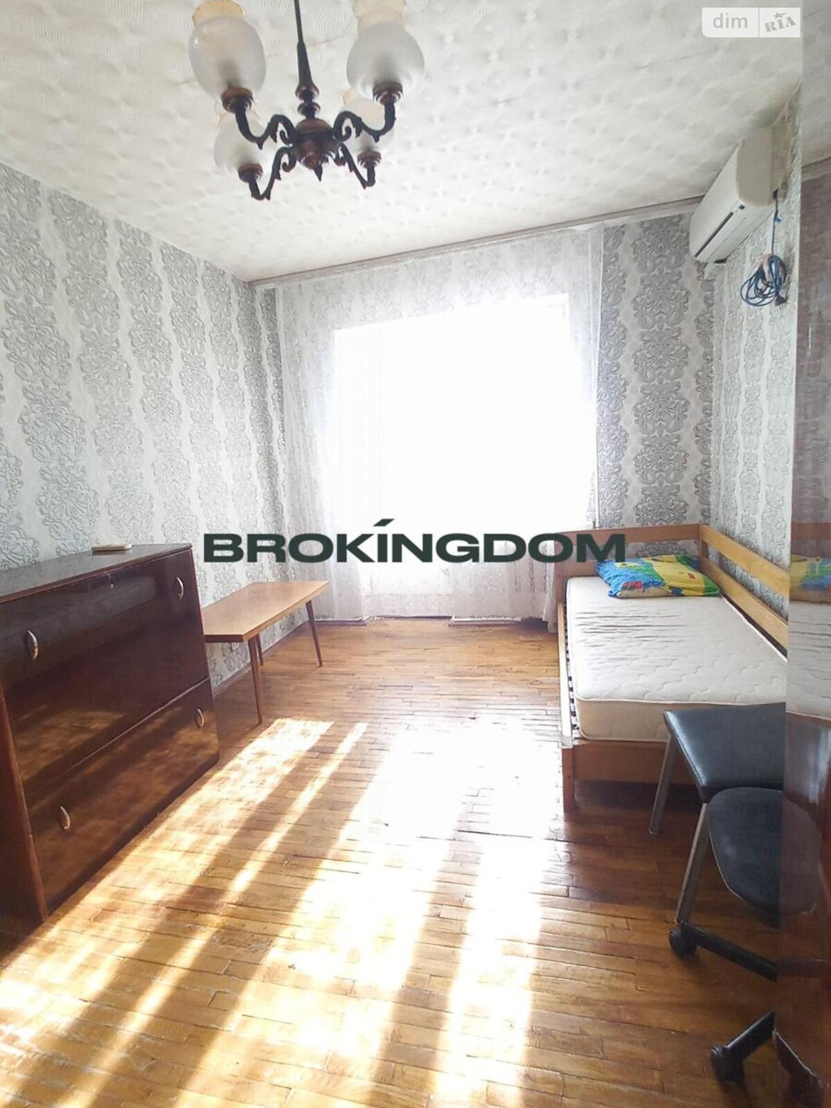 Продаж однокімнатної квартири в Києві, на вул. Олега Мудрака 19, район Святошинський фото 1 Продаж однокімнатної квартири в Києві, на вул. Олега Мудрака 19, район Святошинський фото 1