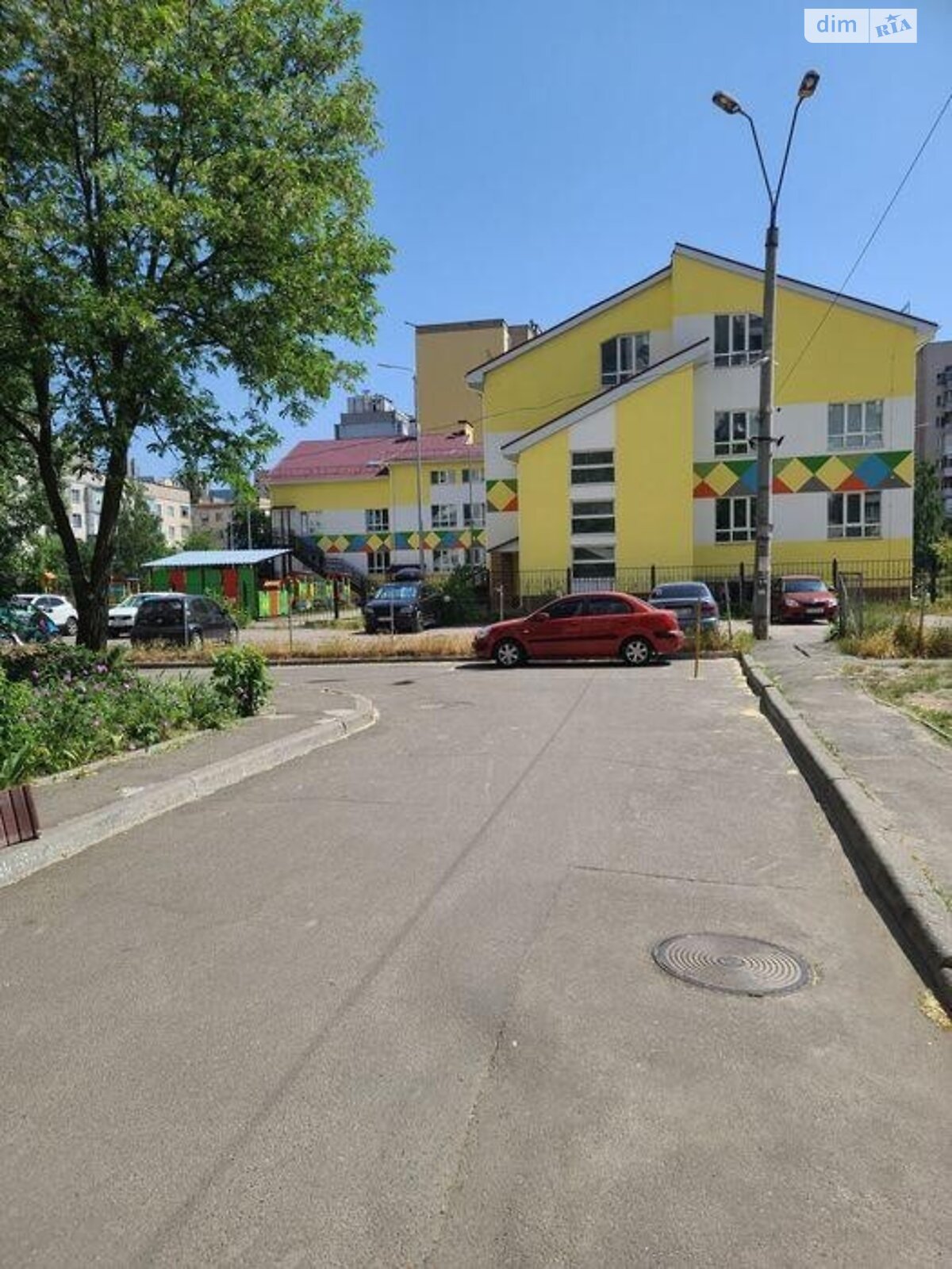 Продажа трехкомнатной квартиры в Киеве, на ул. Олевская 3А, район Святошинский фото 1