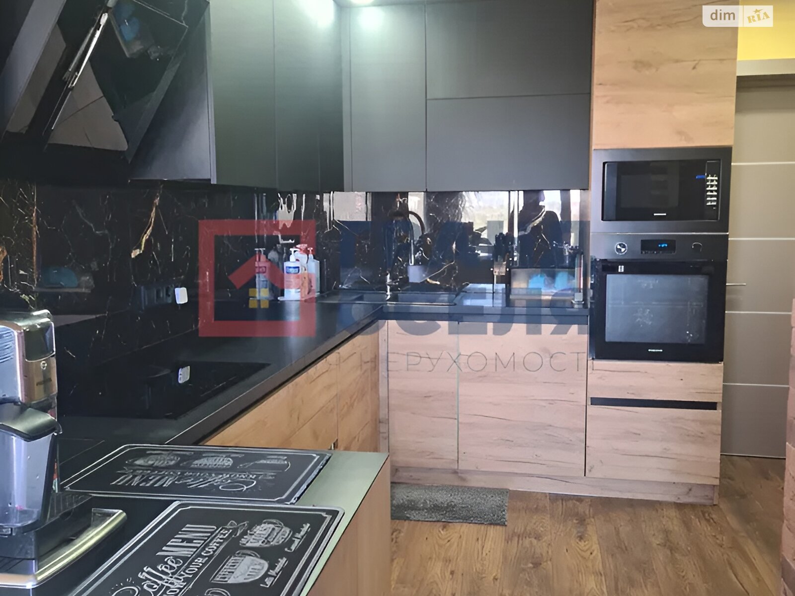 Продажа трехкомнатной квартиры в Киеве, на ул. Олевская, район Святошинский фото 1 Продажа трехкомнатной квартиры в Киеве, на ул. Олевская, район Святошинский фото 1