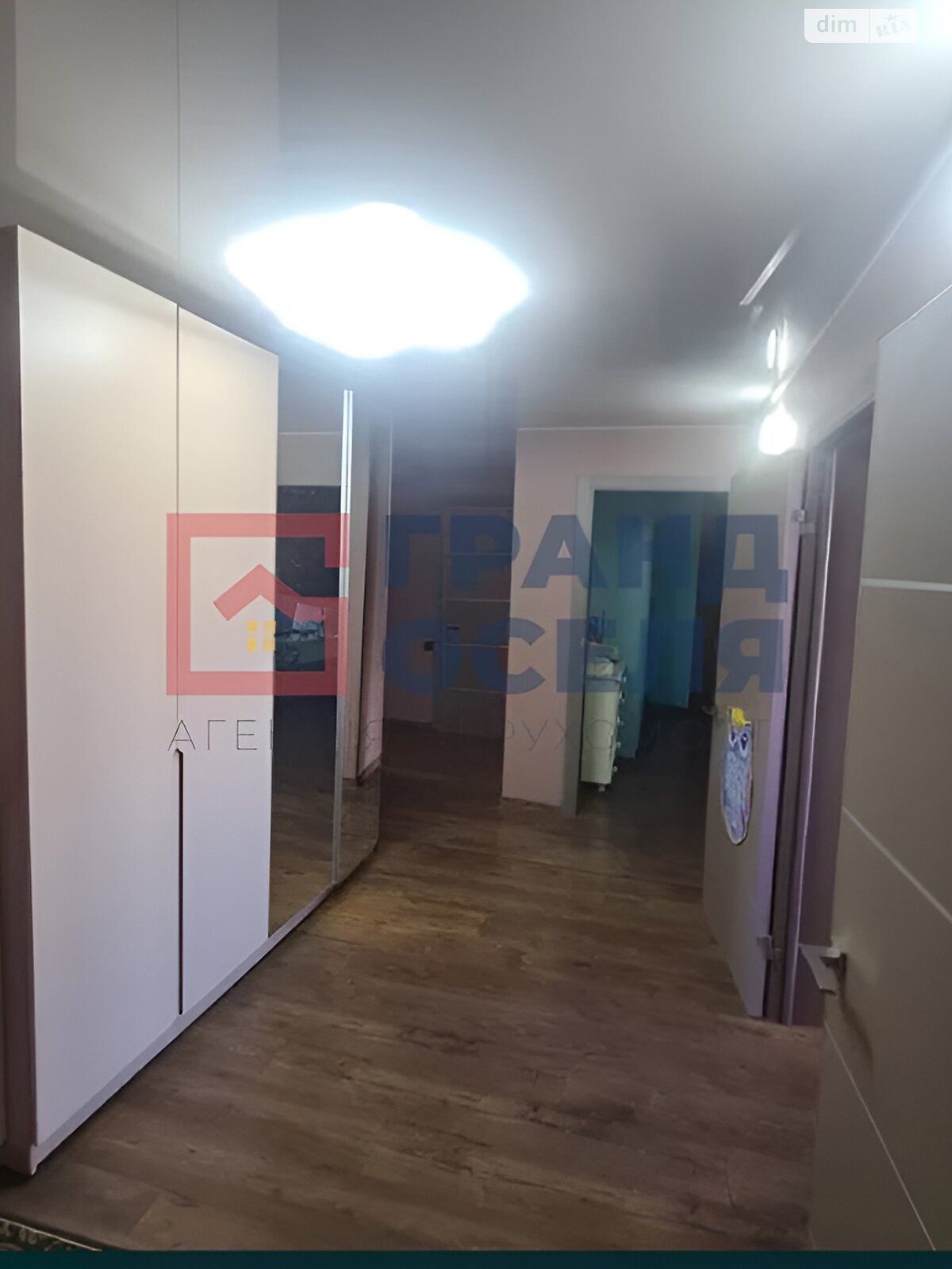 Продажа трехкомнатной квартиры в Киеве, на ул. Олевская, район Святошинский фото 1 Продажа трехкомнатной квартиры в Киеве, на ул. Олевская, район Святошинский фото 1