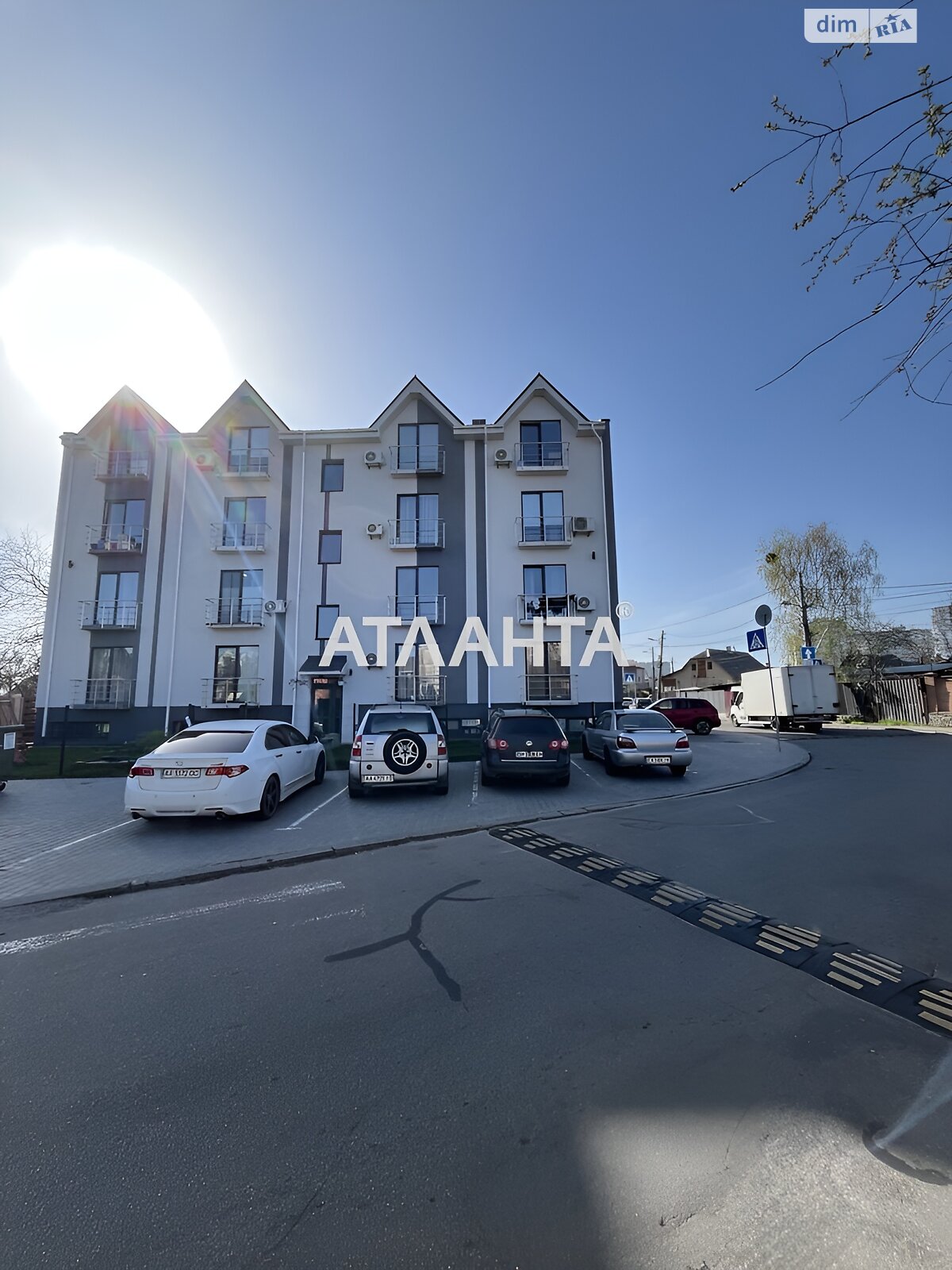 Продаж однокімнатної квартири в Києві, на вул. Осіння, район Святошинський фото 1 Продаж однокімнатної квартири в Києві, на вул. Осіння, район Святошинський фото 1