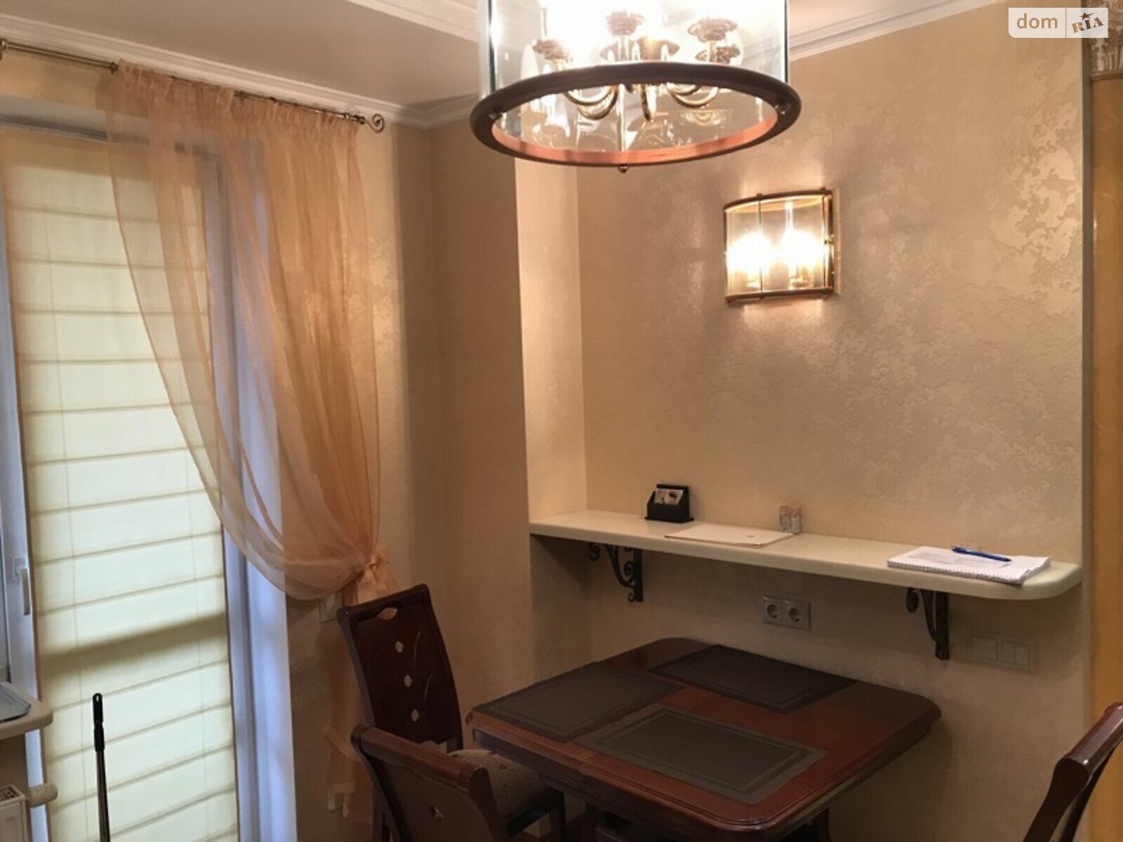 Продажа трехкомнатной квартиры в Киеве, на просп. Берестейский 131, район Святошинский фото 1 Продажа трехкомнатной квартиры в Киеве, на просп. Берестейский 131, район Святошинский фото 1