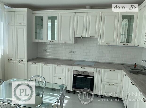 Продажа трехкомнатной квартиры в Киеве, на просп. Победы 71а район Святошинский фото 1 Продажа трехкомнатной квартиры в Киеве, на просп. Победы 71а район Святошинский фото 1