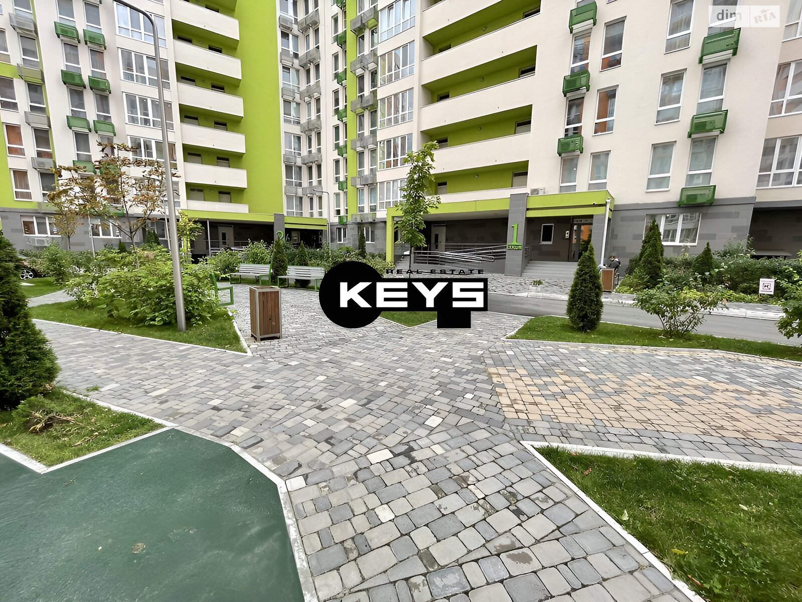 Продаж трикімнатної квартири в Києві, на просп. Берестейський 67, район Святошинський фото 1 Продаж трикімнатної квартири в Києві, на просп. Берестейський 67, район Святошинський фото 1