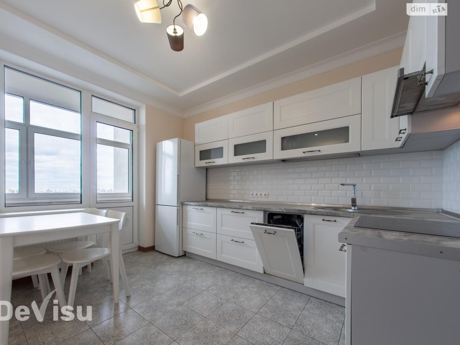 Продажа трехкомнатной квартиры в Киеве, на просп. Берестейский 71А, район Святошинский фото 1 Продажа трехкомнатной квартиры в Киеве, на просп. Берестейский 71А, район Святошинский фото 1