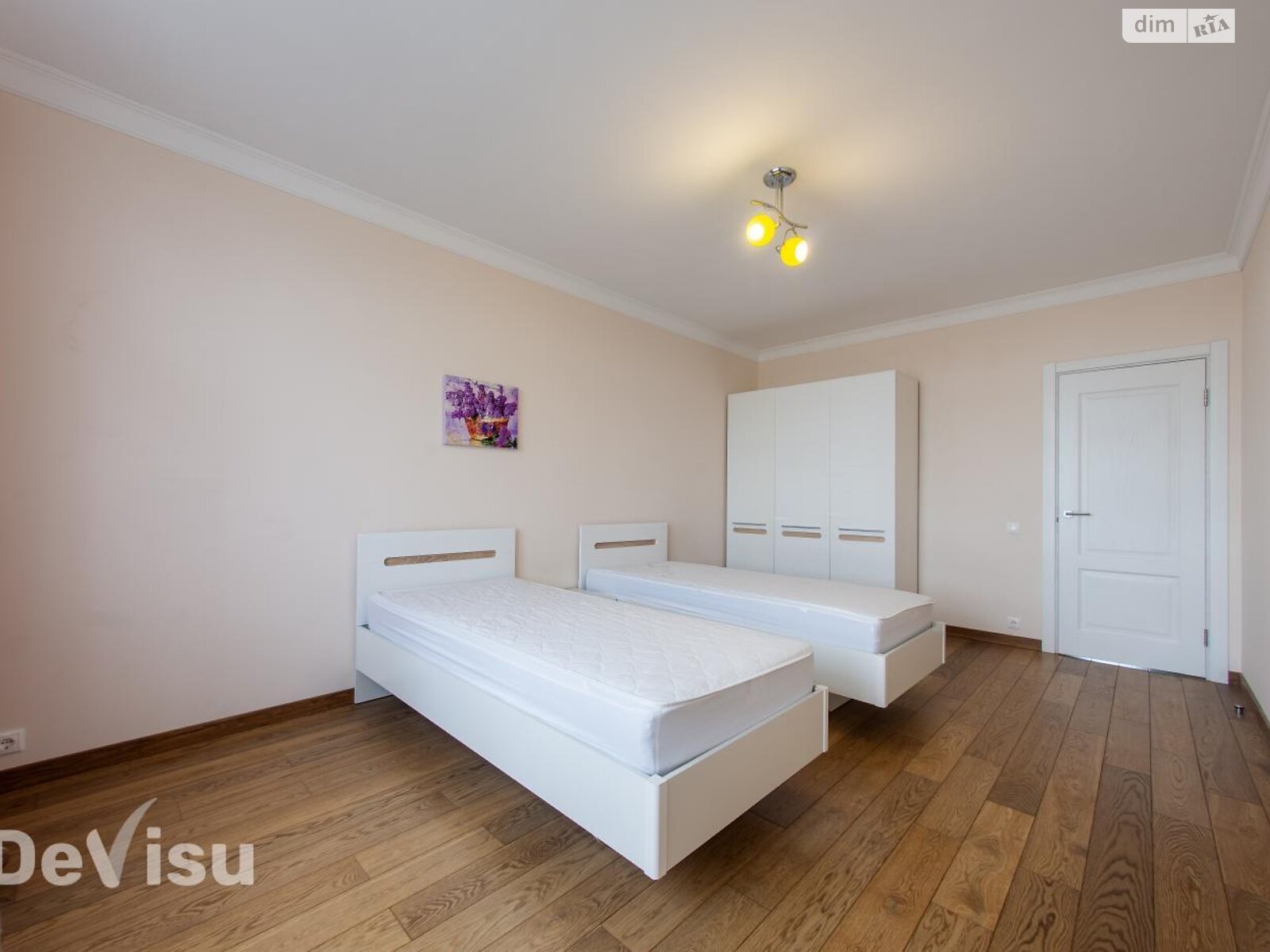Продажа трехкомнатной квартиры в Киеве, на просп. Берестейский 71А, район Святошинский фото 1 Продажа трехкомнатной квартиры в Киеве, на просп. Берестейский 71А, район Святошинский фото 1