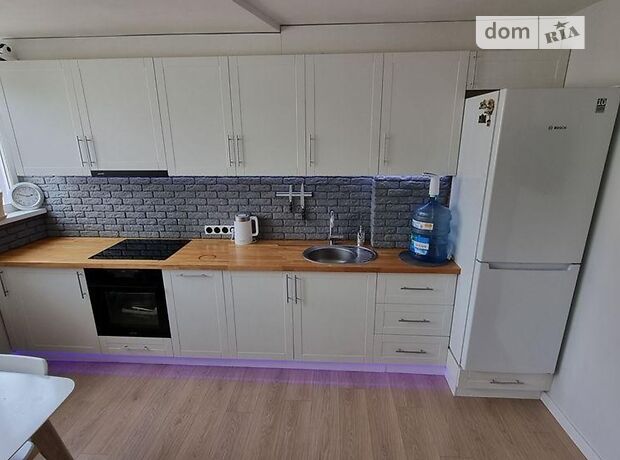 Продажа двухкомнатной квартиры в Киеве, на ул. Пономарева 26, район Святошинский фото 1 Продажа двухкомнатной квартиры в Киеве, на ул. Пономарева 26, район Святошинский фото 1