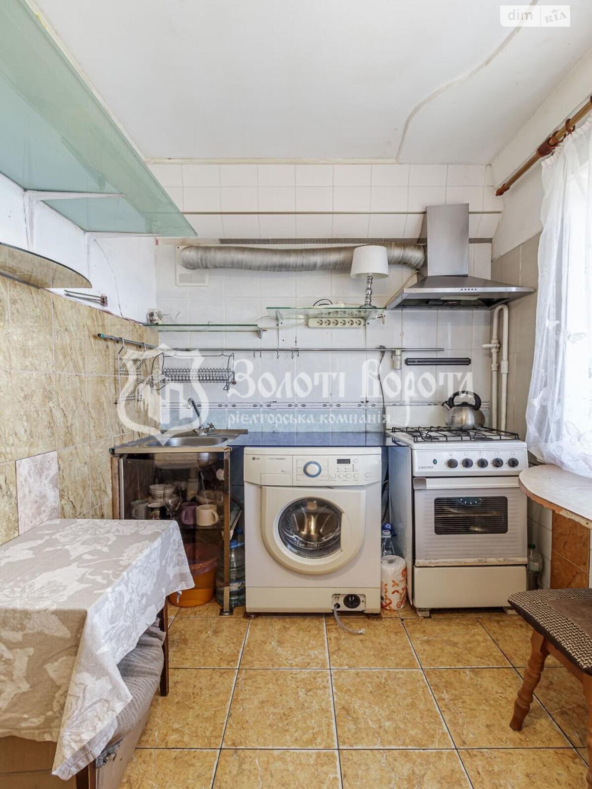 Продажа двухкомнатной квартиры в Киеве, на бул. Жюля Верна 13А, район Святошинский фото 1 Продажа двухкомнатной квартиры в Киеве, на бул. Жюля Верна 13А, район Святошинский фото 1