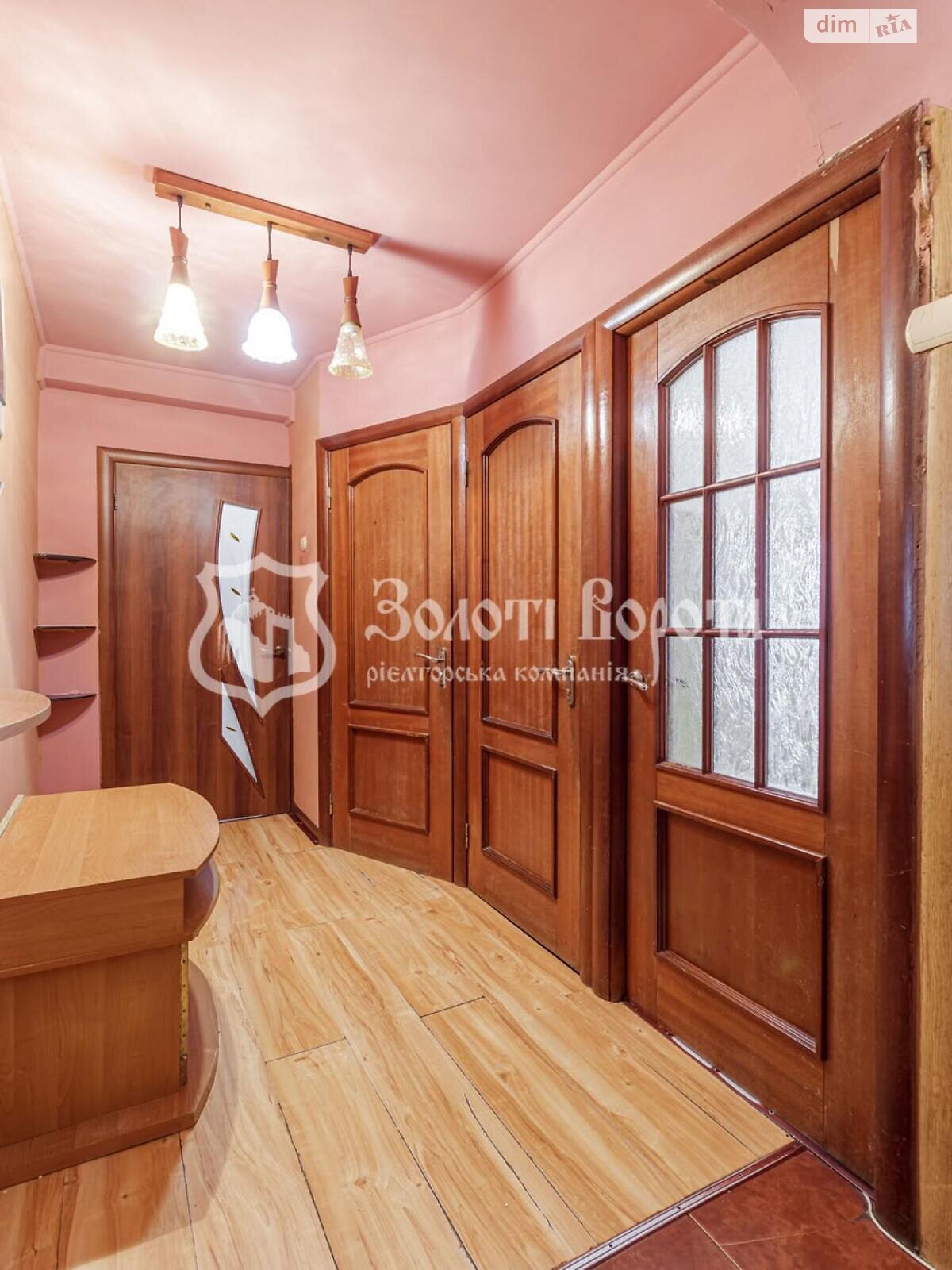 Продажа двухкомнатной квартиры в Киеве, на бул. Жюля Верна 13А, район Святошинский фото 1 Продажа двухкомнатной квартиры в Киеве, на бул. Жюля Верна 13А, район Святошинский фото 1