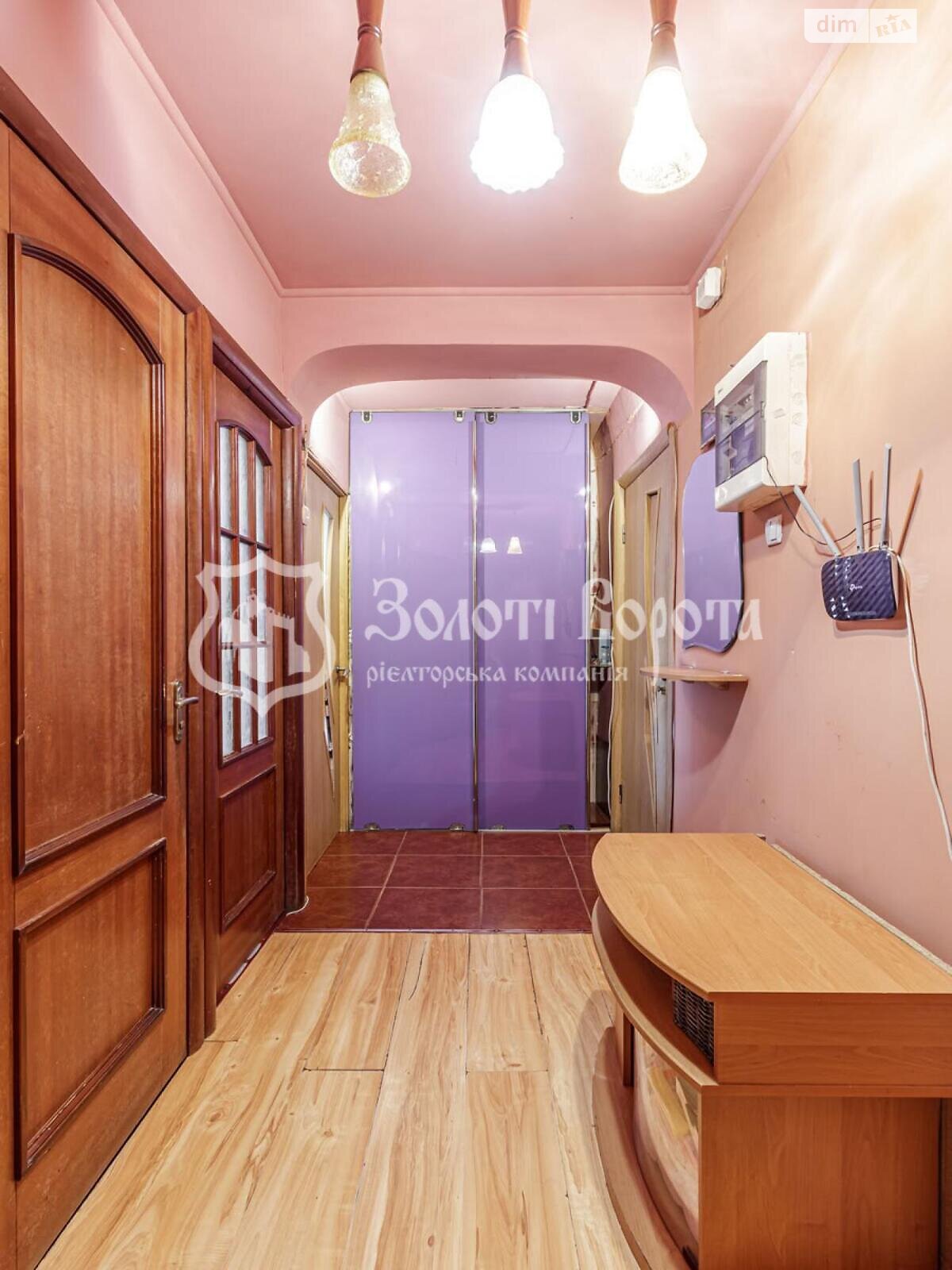 Продажа двухкомнатной квартиры в Киеве, на бул. Жюля Верна 13А, район Святошинский фото 1 Продажа двухкомнатной квартиры в Киеве, на бул. Жюля Верна 13А, район Святошинский фото 1