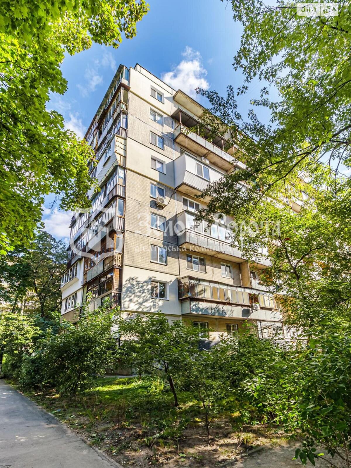 Продажа двухкомнатной квартиры в Киеве, на бул. Жюля Верна 13А, район Святошинский фото 1 Продажа двухкомнатной квартиры в Киеве, на бул. Жюля Верна 13А, район Святошинский фото 1